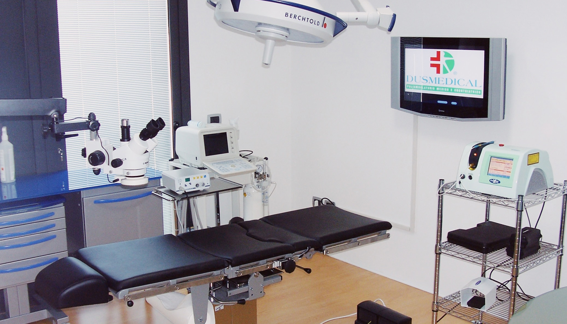 Stanze e attrezzature del Poliambulatorio DusMedical